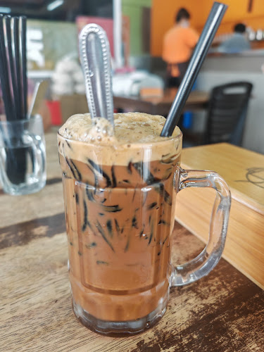 Comentarii opinii despre Opps Kopitiam