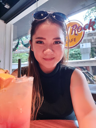 Comentarii opinii despre Hard Rock Cafe