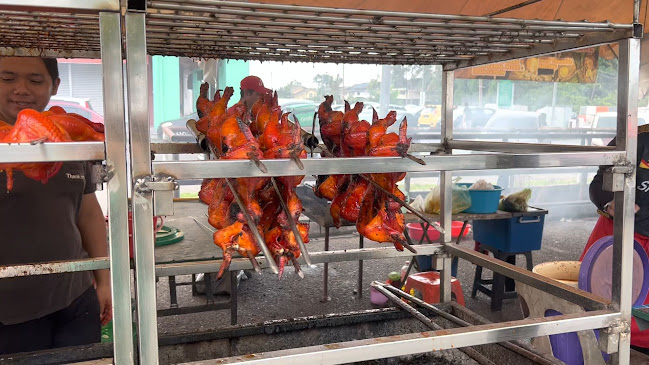 Comentarii opinii despre Sunday Market (Medan Niaga Satok)