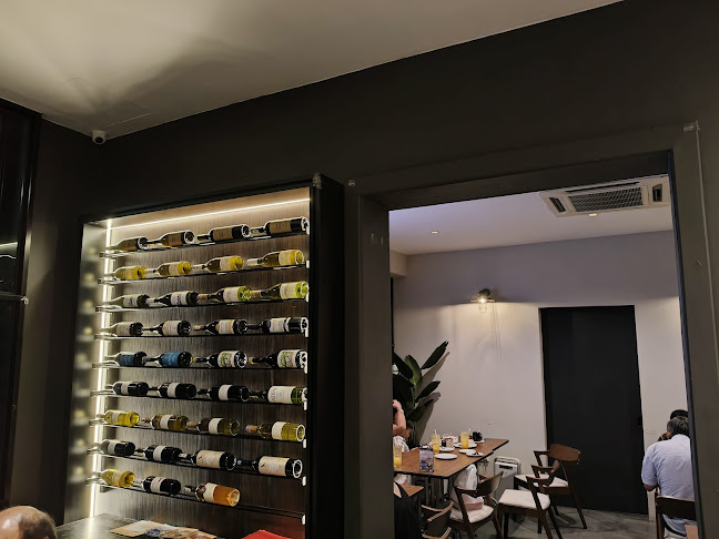 Howdy Grillhouse - Kuching