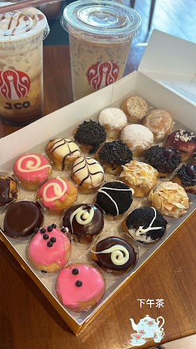 Comentarii opinii despre J.CO Donut & Coffee