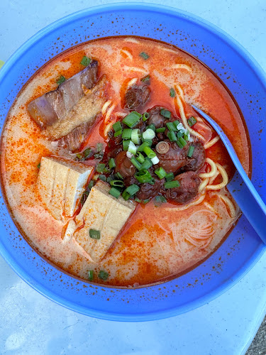 Happy Go Lucky Cafe - Gastronomi dan perhotelan