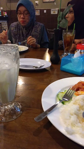 Opinii despre D' Lengkuas în Kinabalu - Gastronomi dan perhotelan