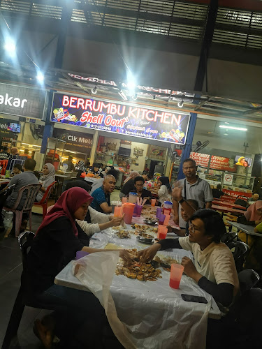 Berrumbu Kitchen Permaisuri - Gastronomi dan perhotelan