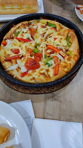 Opinii despre Pizza Hut în Petaling Jaya - Gastronomi dan perhotelan