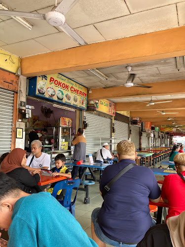 gerai hujung 2nd last, No.20, Medan Selera, Taman Siakap, Seberang Jaya, 13700 Perai, Penang