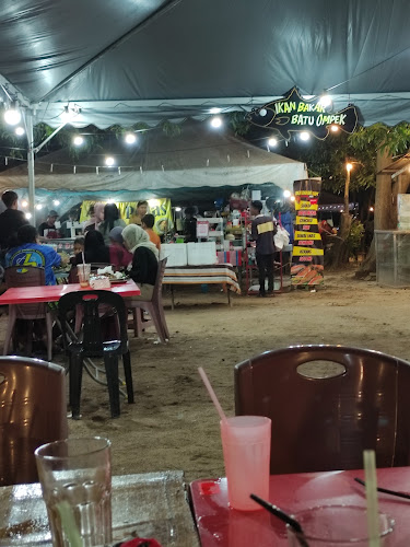 Comentarii opinii despre IKAN BAKAR BERAPI BATU OMPEK