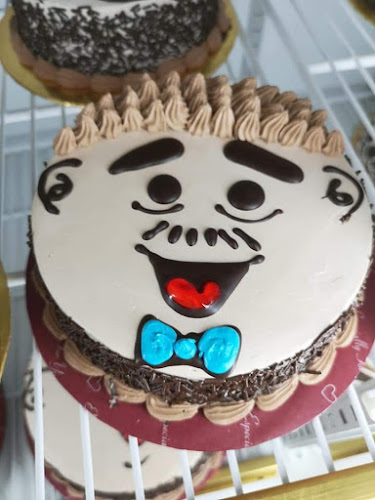 Bake master cake house 甜园西式饼屋 - Parit Buntar