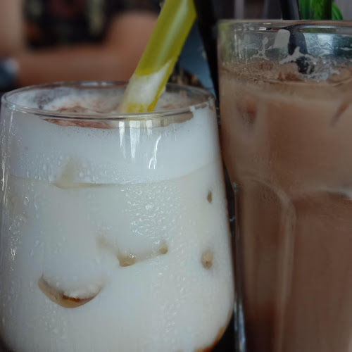 Sitiawan Strawberry Kafe - Gastronomi dan perhotelan