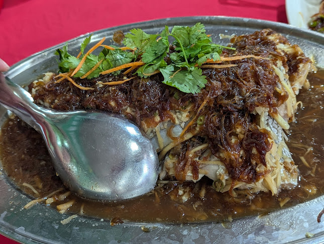 Ninety Nine Seafood Restaurant - Gastronomi dan perhotelan