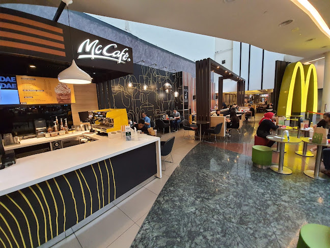 McDonald's - Mid Valley Megamall - Gastronomi dan perhotelan