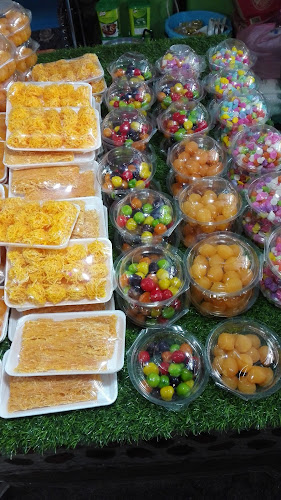 Medan Selera Taman Orkid - Batu Gajah