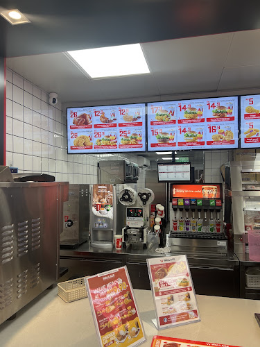 Wallace - Gastronomi dan perhotelan