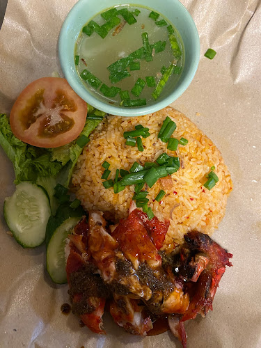 Comentarii opinii despre Makan Cafe