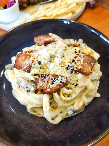 Comentarii opinii despre Mansion 28