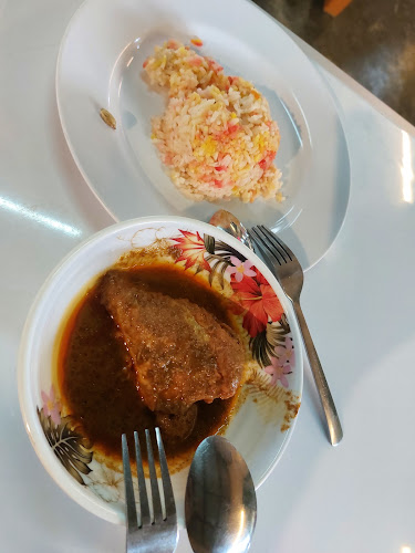 Opinii despre Kedai Makan Sri Pinang în Marang - Gastronomi dan perhotelan