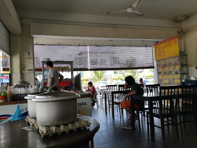 Opinii despre 园林茶餐室 Yuen Ling Cafe House în Miri - Gastronomi dan perhotelan
