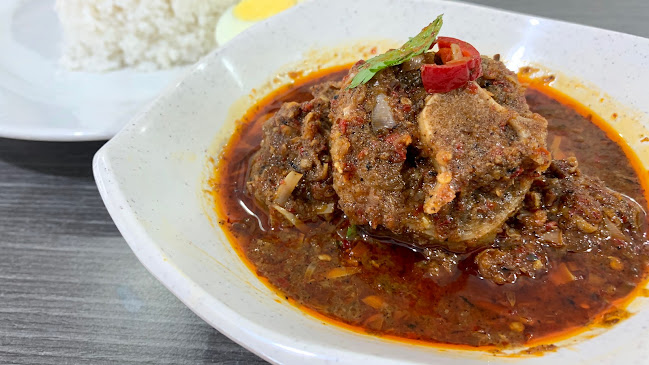 Opinii despre FAMOUS BAZAAR în Kota Kinabalu - Gastronomi dan perhotelan