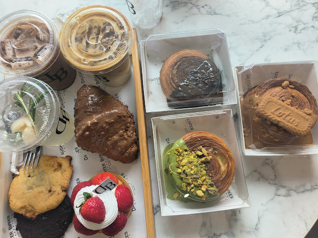 Comentarii opinii despre Daughter Bakes