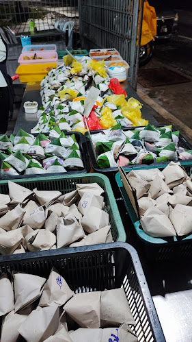 Kedai Makanan & Minuman Ikhbal - Gastronomi dan perhotelan