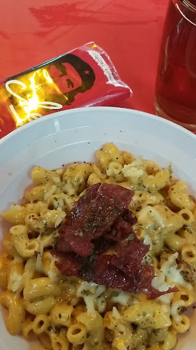 Suzi's Corner - Gastronomi dan perhotelan