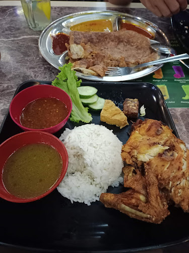 16, Jalan Bunga Raya Pantai, Pengkalan Rama, 75100 Melaka