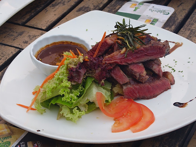 Opinii despre Toscani's Wine & Dine Cafe în Kota Kinabalu - Gastronomi dan perhotelan