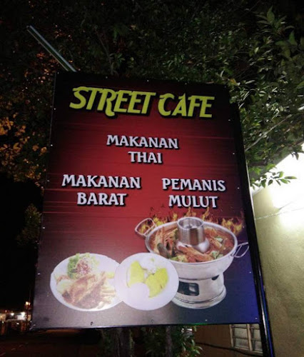 Street Cafe