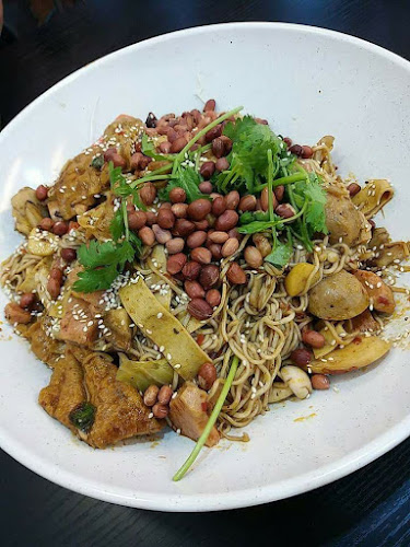 Opinii despre XLL Malahotpot Bukit Indah 香辣辣麻辣香锅 în Iskandar Puteri - Gastronomi dan perhotelan