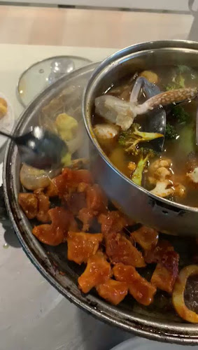 Kapten Steamboat and Grill - Gastronomi dan perhotelan