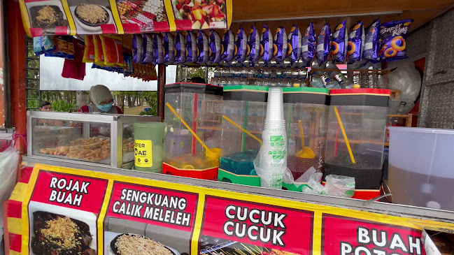 Rojak Buah Lori Oren