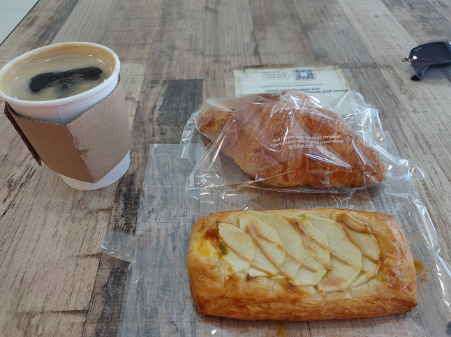 Hogan Bakery @ Lion Office Tower - Gastronomi dan perhotelan