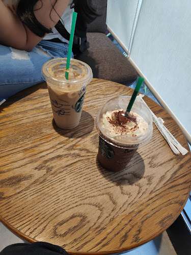 Starbucks Amanjaya DT