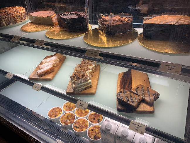 Frisky Goat Bakery Cafe - Gastronomi dan perhotelan