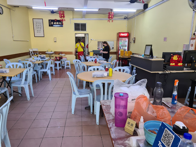 Comentarii opinii despre 王美记海南鸡饭粒 New Delicious Kopitiam