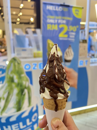 HELLO - Frozen Yogurt @ 1 Utama - Petaling Jaya