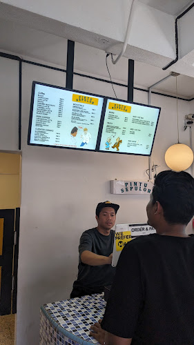 Opinii despre Pintu Sepuloh Cafe în Alor Setar - Gastronomi dan perhotelan