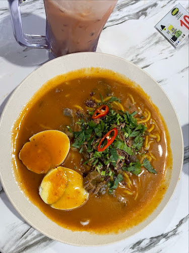 Opinii despre Pot Bonda Mak Ajie în Kuching - Gastronomi dan perhotelan