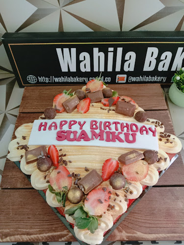 Comentarii opinii despre WAHILA CAKE AND BOUQUET