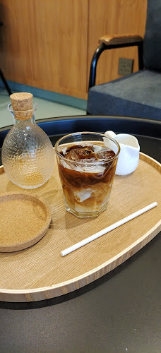 Comentarii opinii despre Meet Coffee Cafe