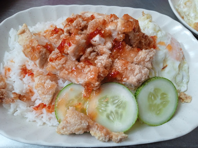 KEDAI MAKANAN MING CHAI 明仔茶餐厅