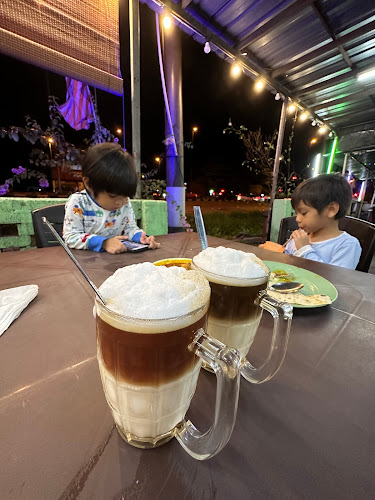 Kedai Kopi Mai Sechewen - Gastronomi dan perhotelan