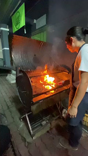 Opinii despre BIG BEAR STATION în Kajang - Gastronomi dan perhotelan