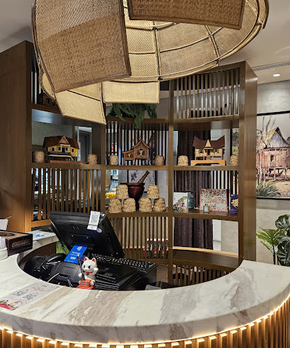 Cili Kampung - Suria KLCC - Gastronomi dan perhotelan