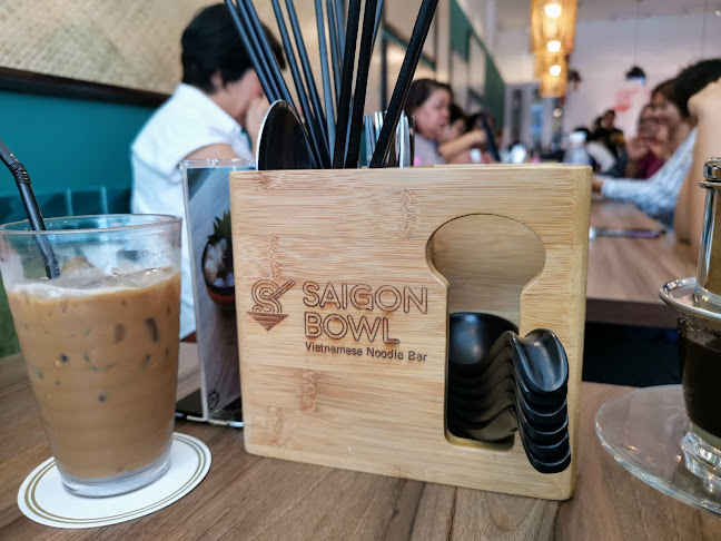 Comentarii opinii despre Saigon Bowl