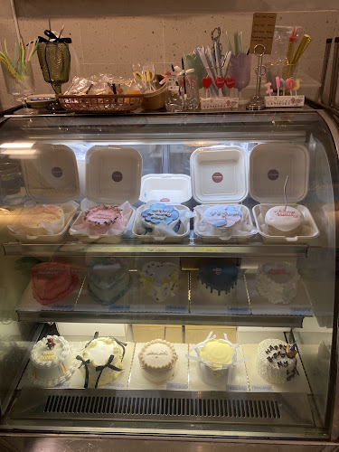 Comentarii opinii despre TINYBAKER