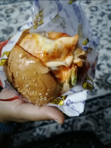 Opinii despre Burger Bus Stop Seksyen 20 Shah Alam în Shah Alam - Gastronomi dan perhotelan