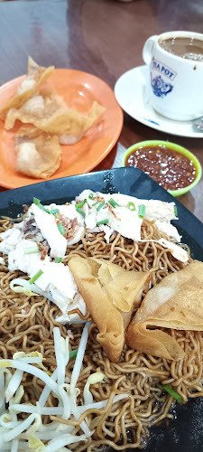 Opinii despre Jia Yan Coffee Shop în Labuan - Gastronomi dan perhotelan