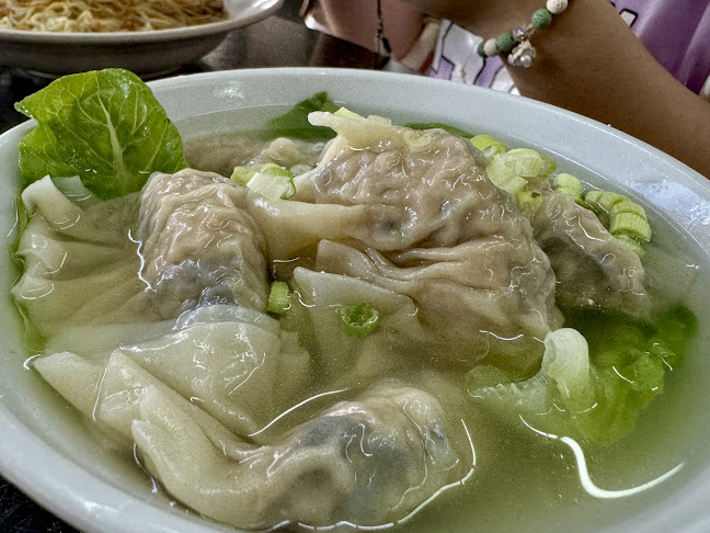 Comentarii opinii despre Ming Ge Cafe