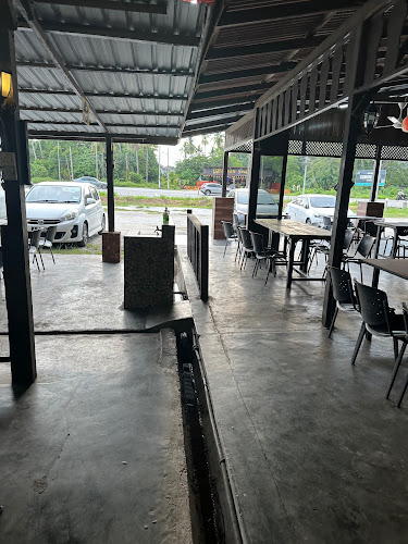 Comentarii opinii despre Restoran Lumut Ikan Bakar